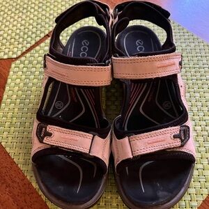 Ecco sandals size 7.5 . Slightly used, very good shape